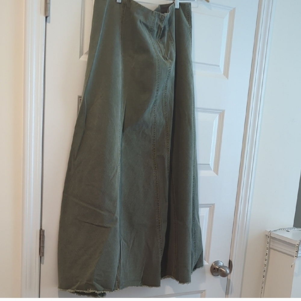 Olive Green Women's Skirt - Picture 6 of 6